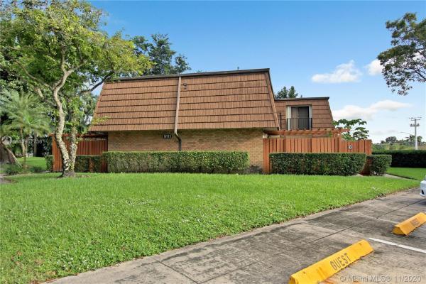 Ridgewood, 9111D SW 20th St, Davie, Florida 33324, image 2