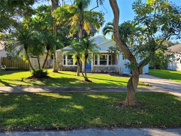 Summer Lake, 1611 SW 127th Ave, Davie, Florida 33325, image 2