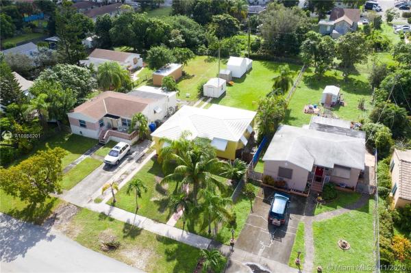 Hollywood Little Ranches, 2466 Fillmore St, Hollywood, Florida 33020, image 2