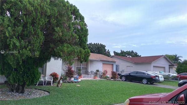 Meadow Wood Manor, 13225 SW 264th St, Princeton, Florida 33170, image 2