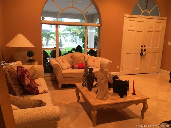 1507 SW 143rd Pl, Unincorporated Dade County, Florida 33184, image 2