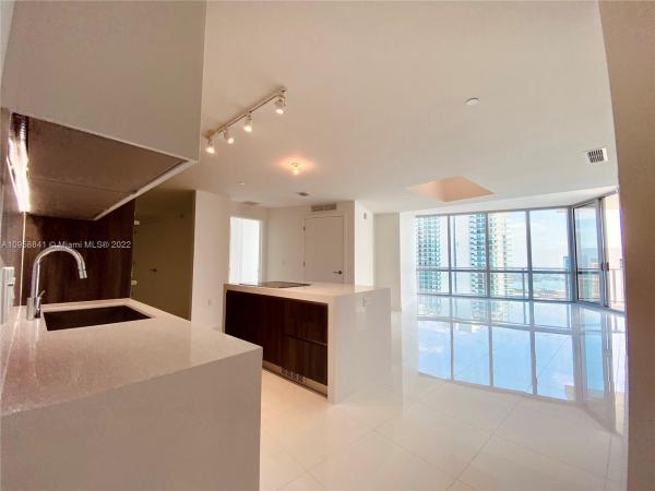 Paramount Miami Worldcenter, 851 NE 1st Ave #4603, Miami, Florida 33132, image 2