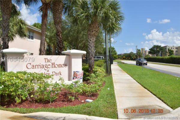 Carriage Homes At Bentley Park, Lauderdale Lakes, Florida 33311, image 2