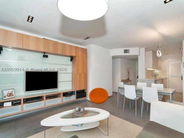 Quinary Club, 525 Coral Way #305, Coral Gables, Florida 33134, image 2