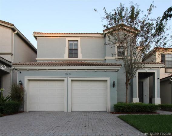 Champion Lakes, 19253 NE 9th Pl, Ives Estates, Florida 33179, image 2