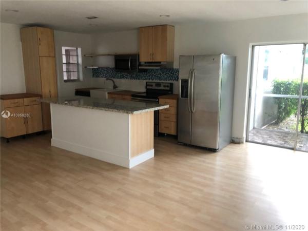 Arrowhead, 2471 SW 82nd Ave #110, Davie, Florida 33324, image 2