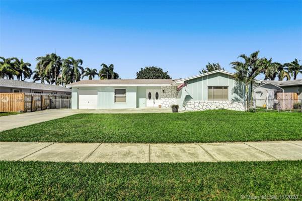 Bel Aire, 20310 Bel Aire Dr, Cutler Bay, Florida 33189, image 2