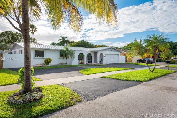 Saga Bay, 20110 SW 84th Pl, Cutler Bay, Florida 33189, image 2