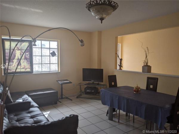 Keystone Point, 10285 NW 80th Ct #206, Hialeah Gardens, Florida 33016, image 2