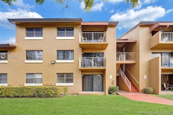 The Courts At Kendall, 15520 SW 80th St #B-107, Kendall West, Florida 33193, image 2