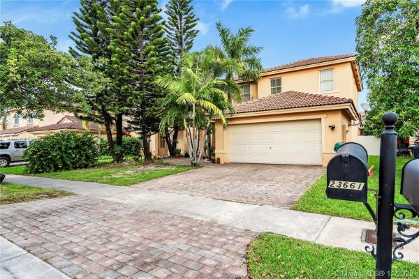 Spicewood, 23661 SW 106th Pl, Princeton, Florida 33032, image 2