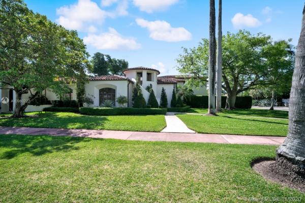 La Gorce Golf, 5645 N Bay Rd, Miami Beach, Florida 33140, image 2