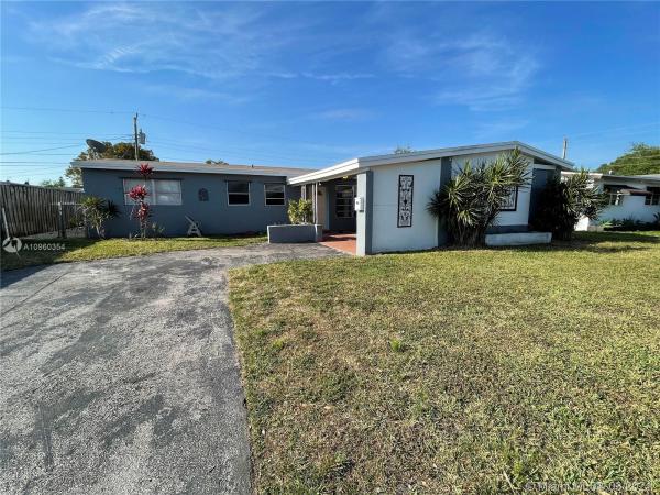 Heritage Homes, 7170 Moseley St, Hollywood, Florida 33024, image 2
