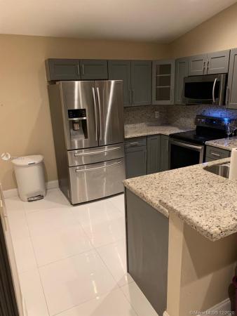 The Provinces Of Pierpointe At Pembroke Lakes, 11898 NW 11th St, Pembroke Pines, Florida 33026, image 3