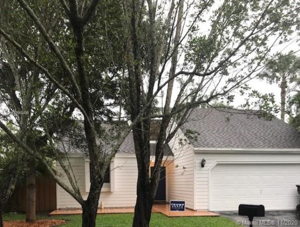 Tree Tops Of Wellington, 505 Sweet Wood Way, Wellington, Florida 33414, image 2
