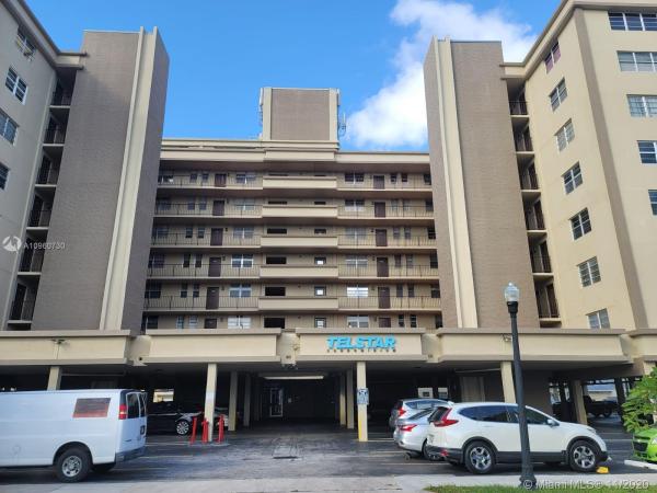 Telstar, 1811 Jefferson St #502, Hollywood, Florida 33020, image 2