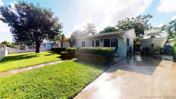21st Century Homes, 15370 SW 308th St, Leisure City, Florida 33033, image 2