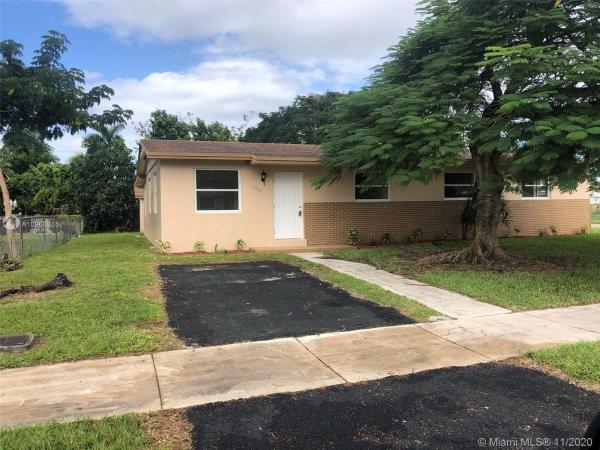 Camelot, 15501 SW 297th St, Leisure City, Florida 33033, image 2