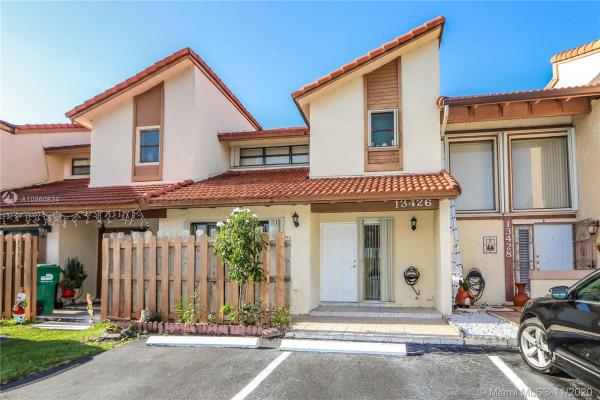 Tamiami Lakes Townhomes, 13426 SW 14th Ln 0, Tamiami, Florida 33184, image 2