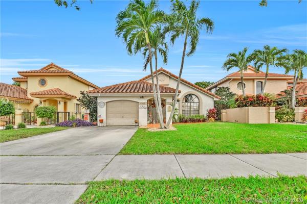 Starlight Cove, 4015 NW 5th Dr, Deerfield Beach, Florida 33442, image 2