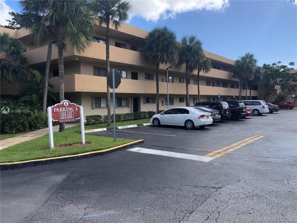 Kendall Acres West, 8415 SW 107th Ave #129W, Kendall, Florida 33173, image 1
