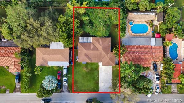 Biscayne Gardens, 13820 NE 1st Ave, Golden Glades, Florida 33161, image 2