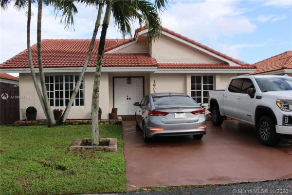Angelica Gardens At Lakes Of Avalon, 19035 NW 86th Ave, Hialeah, Florida 33015, image 2