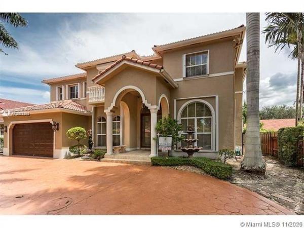 Royal Lakes, 16431 NW 84th Ct, Miami Lakes, Florida 33016, image 2