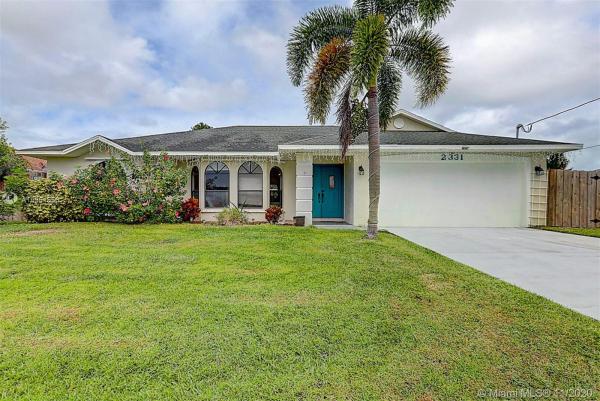 2331 SE Avalon Rd, Florida 34952, image 2