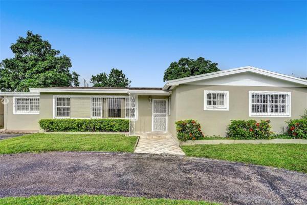 Palmland Estates, 1721 NW 187th St, Miami Gardens, Florida 33056, image 2