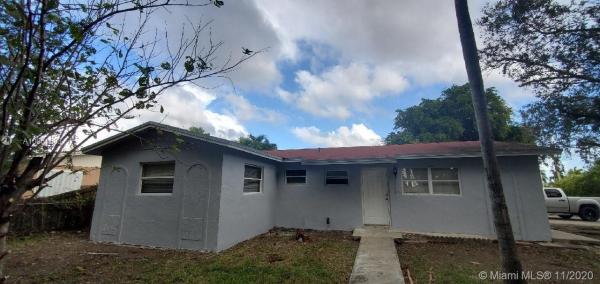 Gem Homes, 29931 SW 147th Ave, Leisure City, Florida 33033, image 2