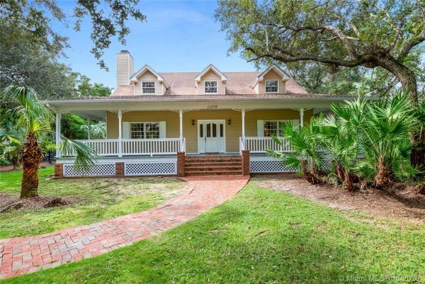 Kendall No HOA, 11570 SW 95th Ave, Kendall, Florida 33176, image 2
