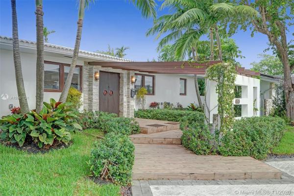 Sans Souci Estates, 11425 N Bayshore Dr, North Miami, Florida 33181, image 2