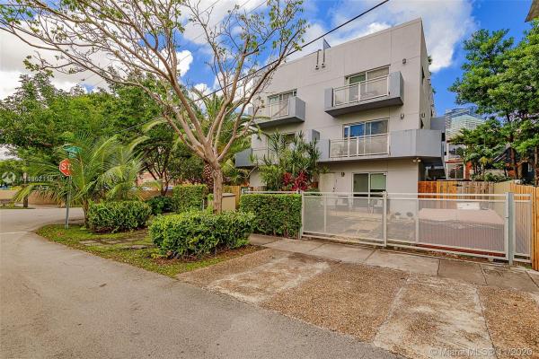 Brickell Courts Townhouse, 235 SW 17th Rd #102, Miami, Florida 33129, image 2