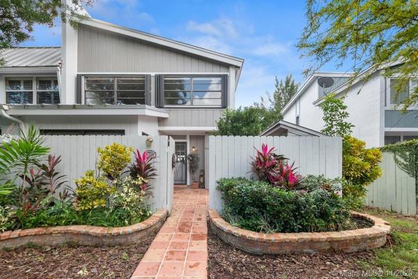 Lakeridge, 7096 SW 48th Ln, Glenvar Heights, Florida 33155, image 2