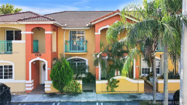 Bonita Golfview Townvillas, 7035 NW 173rd Dr #1602, Country Club, Florida 33015, image 2