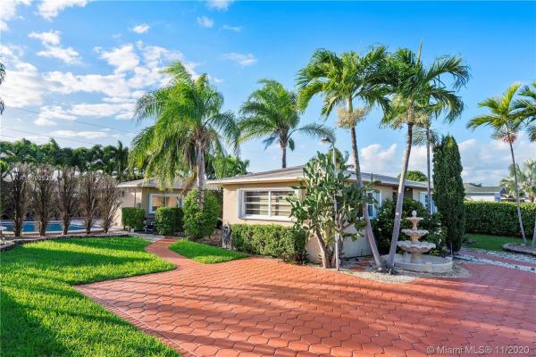 Fairway Lake South, 16142 SW 107th Ct, Palmetto Estates, Florida 33157, image 2