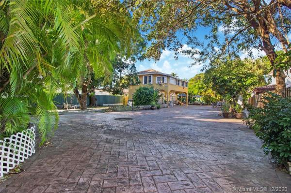 Sanders Estates, 1315 SW 21st St, Miami, Florida 33145, image 2