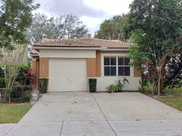 Hammocks At Riverglen, 4288 NW 1st Dr, Deerfield Beach, Florida 33442, image 2