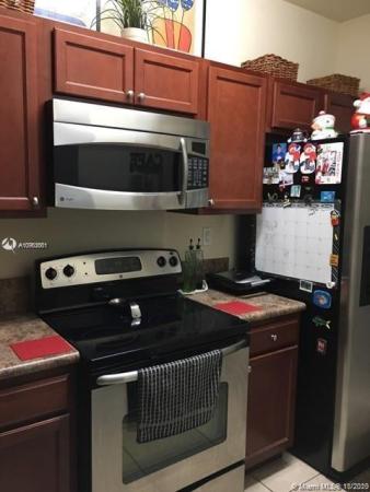 Fiji, 2853 SE 1st Dr #4, Homestead, Florida 33033, image 2