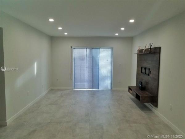 Bonivista 2, 7150 Indian Creek Dr #206, Miami Beach, Florida 33141, image 2