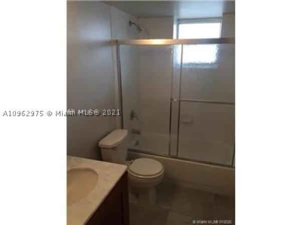 Island Shores, 2903 N Miami Beach Blvd #1002, North Miami Beach, Florida 33160, image 3