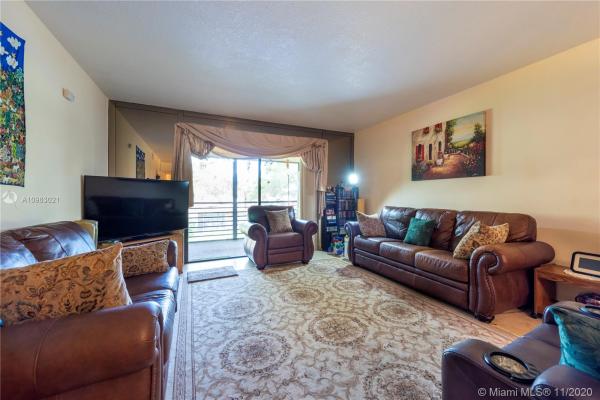 Villas At Carriage Hills Lakeside, 275 Gate Rd #212, Hollywood, Florida 33024, image 2
