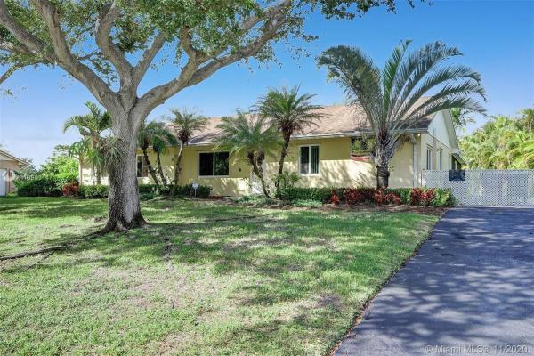 Bel Aire, 18462 SW 88th Pl, Cutler Bay, Florida 33157, image 2