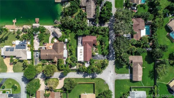 Pine Shore, 11493 SW 126th Ter, Kendall, Florida 33176, image 2