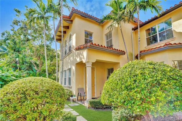 Ponce Villas West, 4867 Ponce De Leon Blvd #a, Coral Gables, Florida 33146, image 2