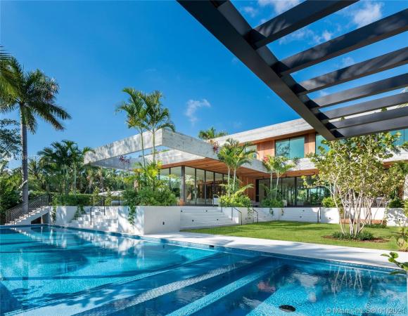 Sunset Islands, 1420 W 23rd St, Miami Beach, Florida 33140, image 2