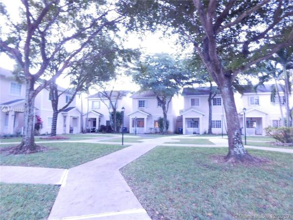 Villas Of Deerwood, 12246 SW 148th Ter, Three Lakes, Florida 33186, image 2