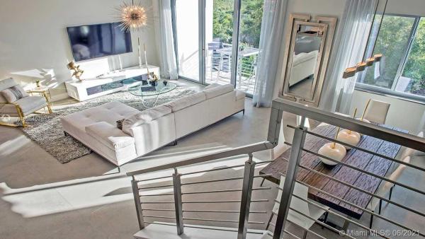 4098 NE 167th St, North Miami Beach, Florida 33160, image 1