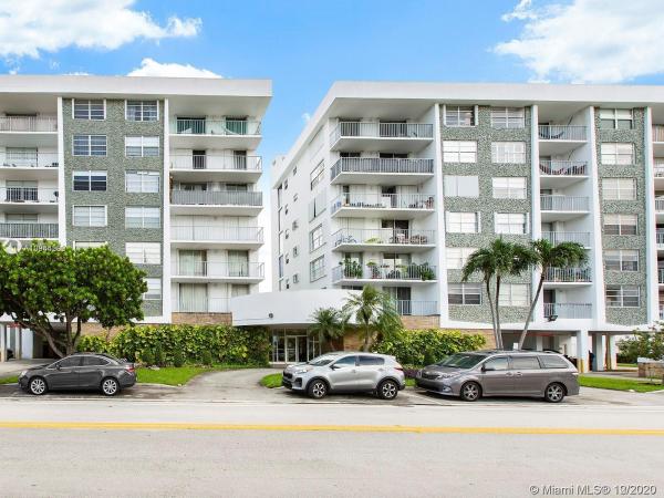 Stuart House, 1050 93rd St #3G, Bay Harbor Islands, Florida 33154, image 2
